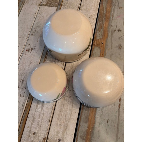 Vintage Enamelware Nesting Mixing Bowls Pink Desert Roses Set of 3 Cream Metal - Picture 7 of 13